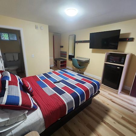 Americas Best Value Inn Providence-North Scituate Buitenkant foto