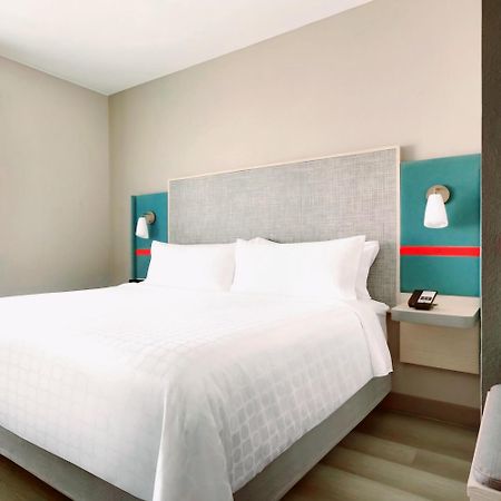 Americas Best Value Inn Providence-North Scituate Buitenkant foto