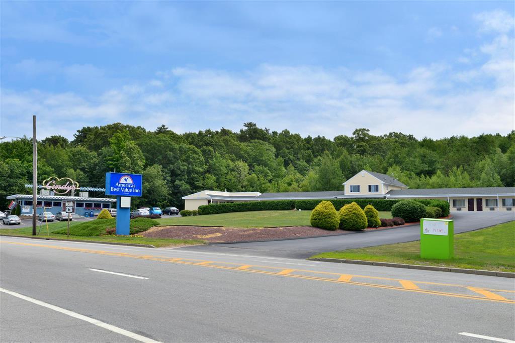 Americas Best Value Inn Providence-North Scituate Buitenkant foto