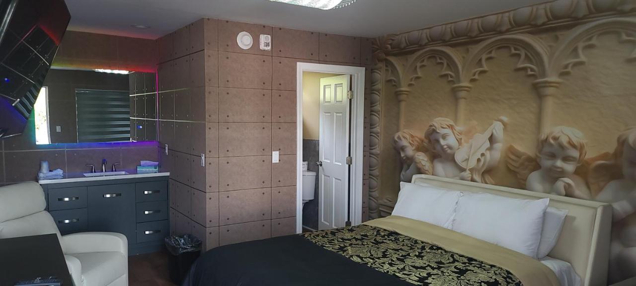 Americas Best Value Inn Providence-North Scituate Buitenkant foto