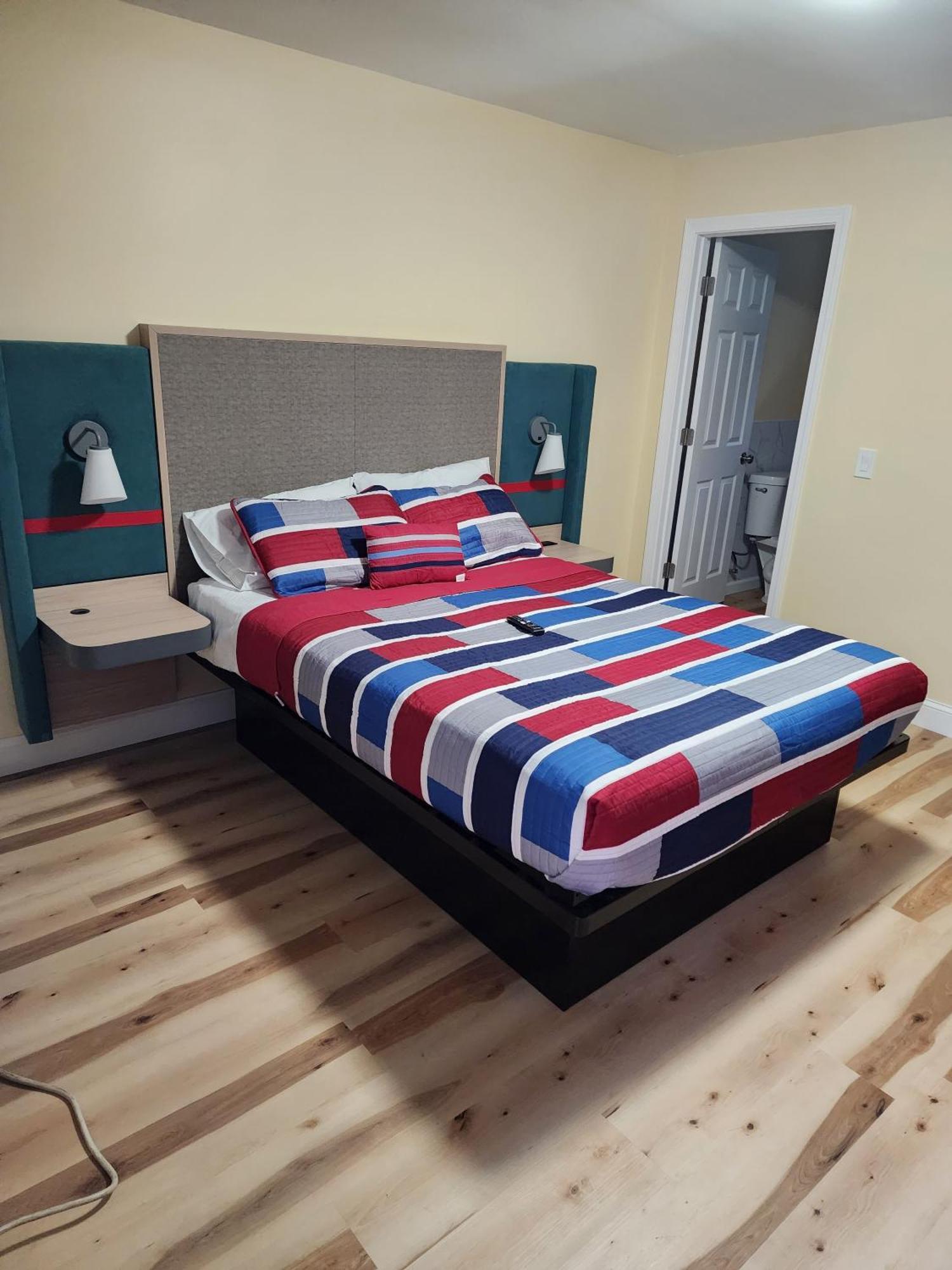Americas Best Value Inn Providence-North Scituate Buitenkant foto