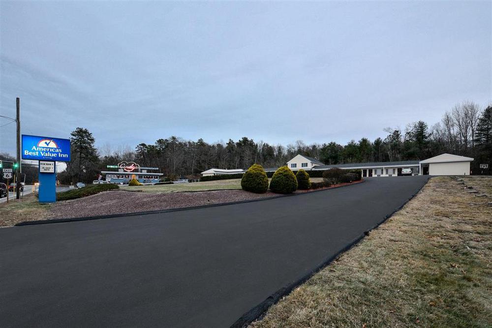 Americas Best Value Inn Providence-North Scituate Buitenkant foto